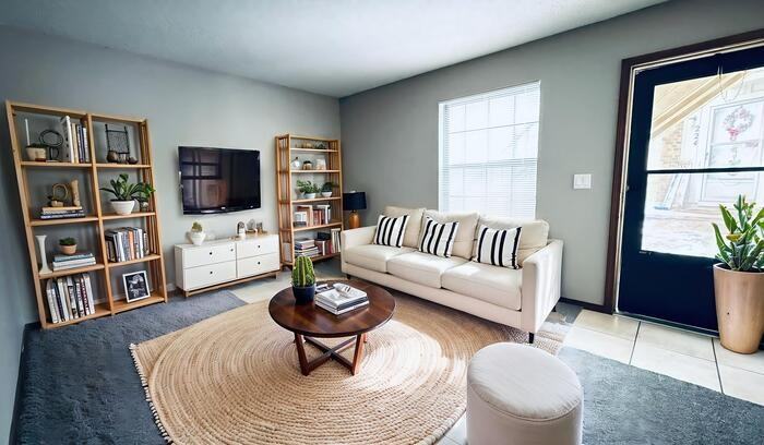 220 Nw Woods Chapel Rd #220 - Photo 3 of 23