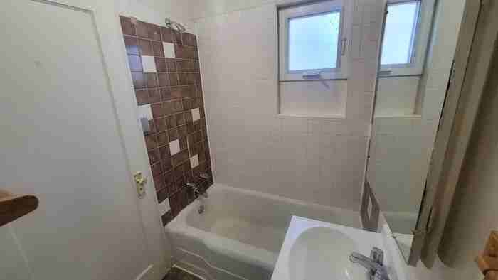 827 Sullivan Ln #01 - Photo 6 of 9