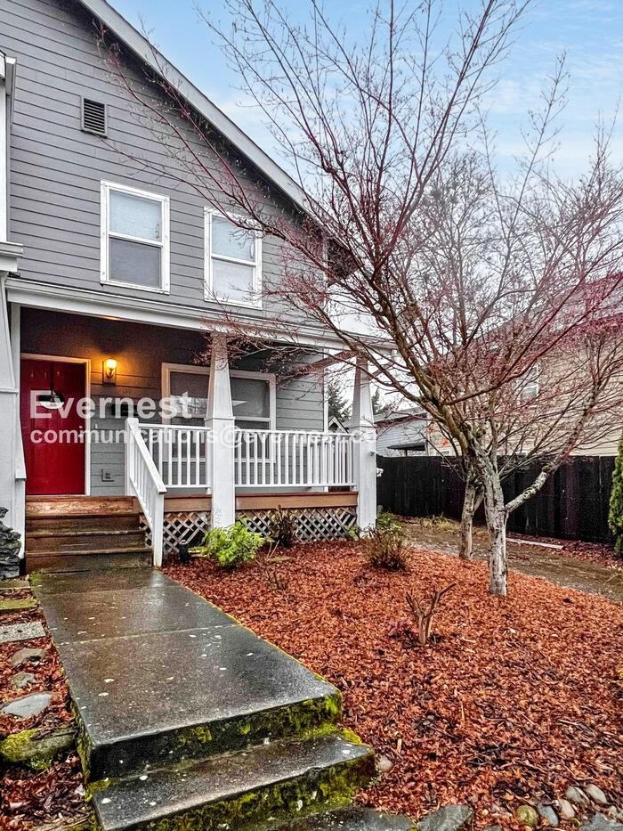 6147 Ne 9th Ave - Photo 2 of 5