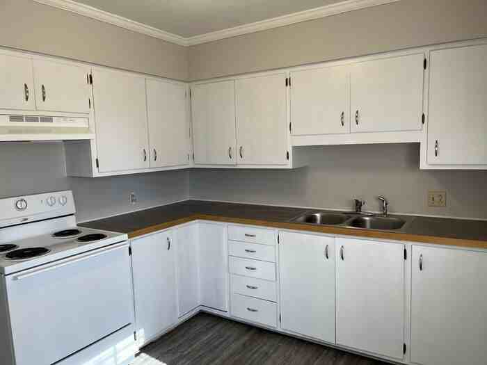 600 Montgomery Ave #3 - Photo 4 of 9