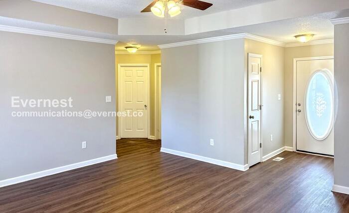 450 Loveless Rd - Photo 7 of 26