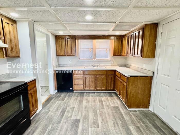 7019 S 78th East Ave - Photo 4 of 32