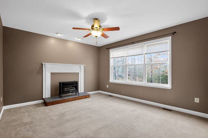 47106 Green Leaf Ct - Photo 2 of 15