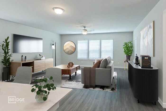 335 Huisache St - Photo 5 of 14