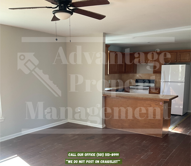 801 Saint Vincent St - Photo 4 of 9