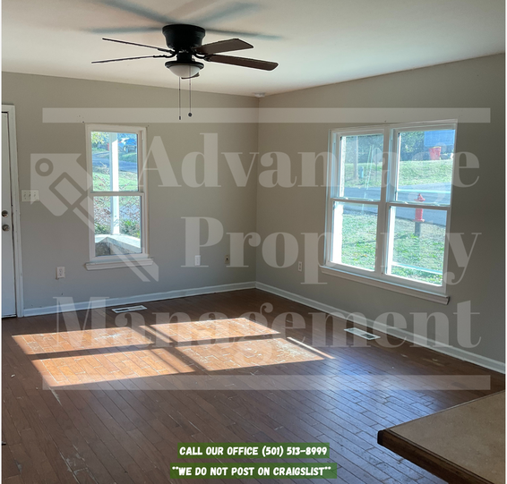 801 Saint Vincent St - Photo 6 of 9