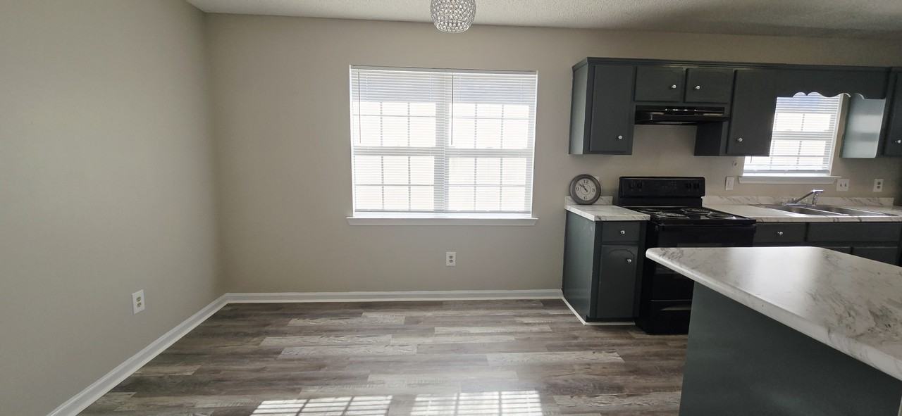 1005 Lamar Ct #1 - Photo 5 of 11