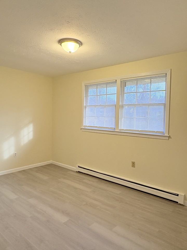 1232 N Sunrise Dr #NA - Photo 6 of 15