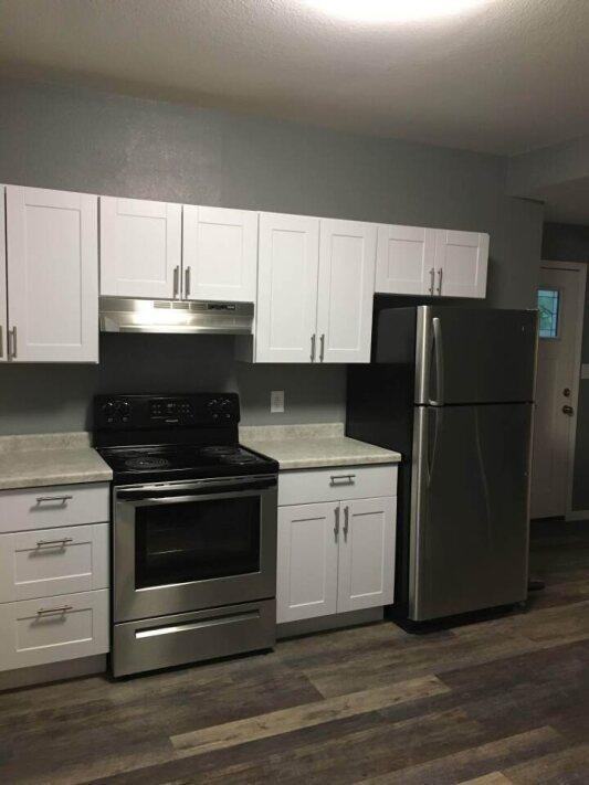 212 South Albert Avenue - Photo 7 of 10