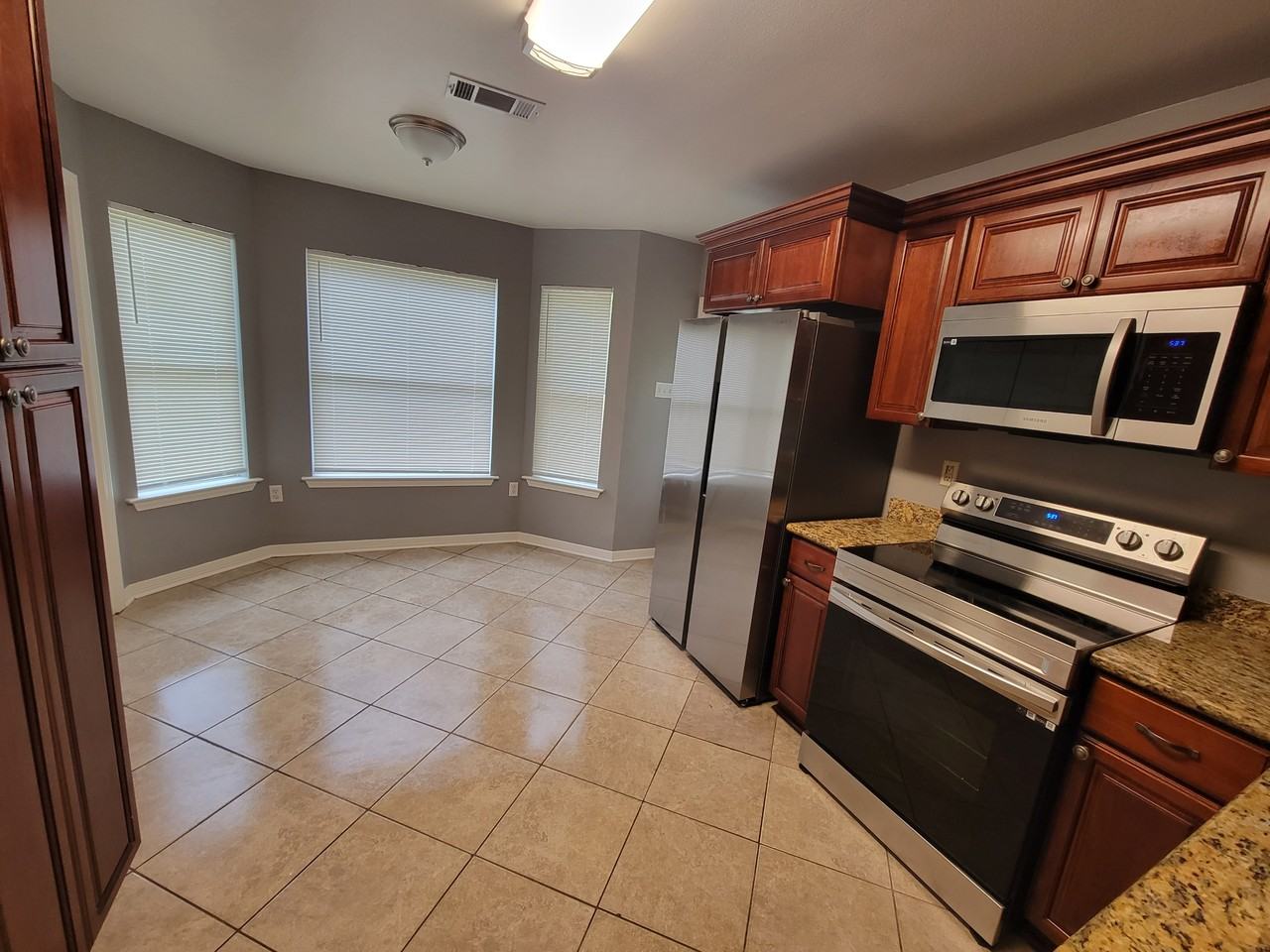 1317 Jasmine St #NA - Photo 4 of 12