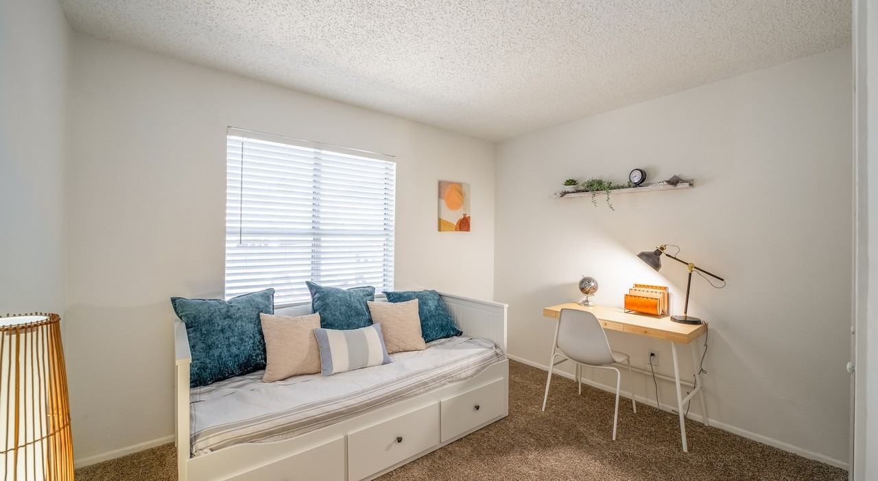 2502 Babcock Rd #21 - Photo 5 of 8