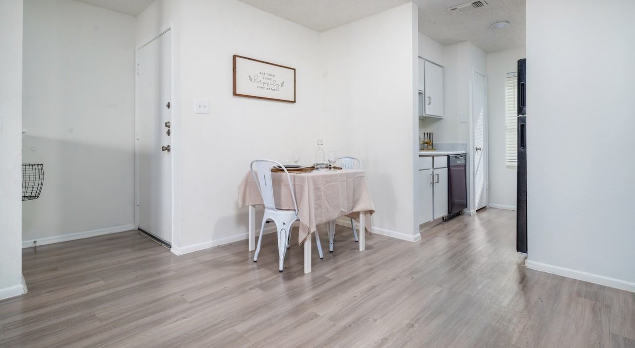 2502 Babcock Rd #21 - Photo 6 of 8