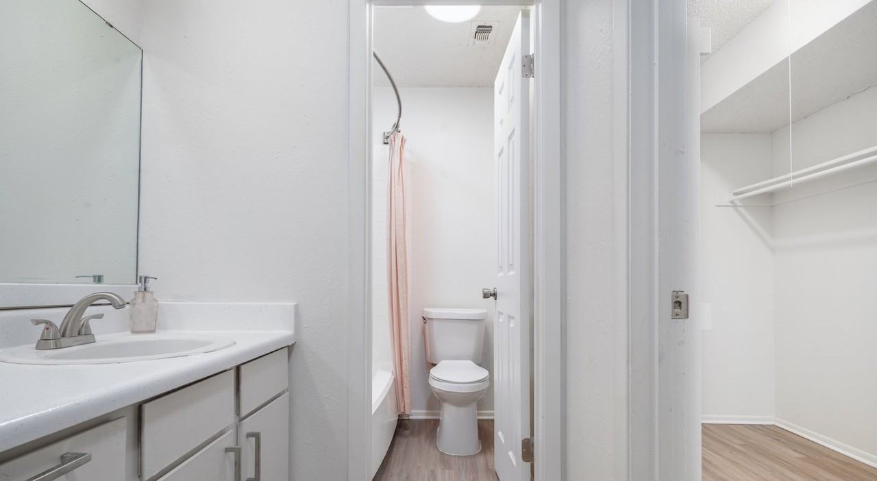 2502 Babcock Rd #11 - Photo 6 of 6