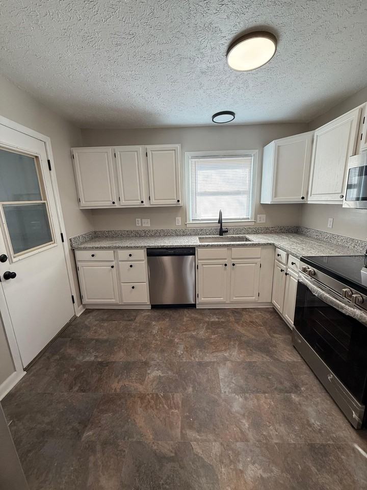 1039 Kingsley Rd #NA - Photo 6 of 18