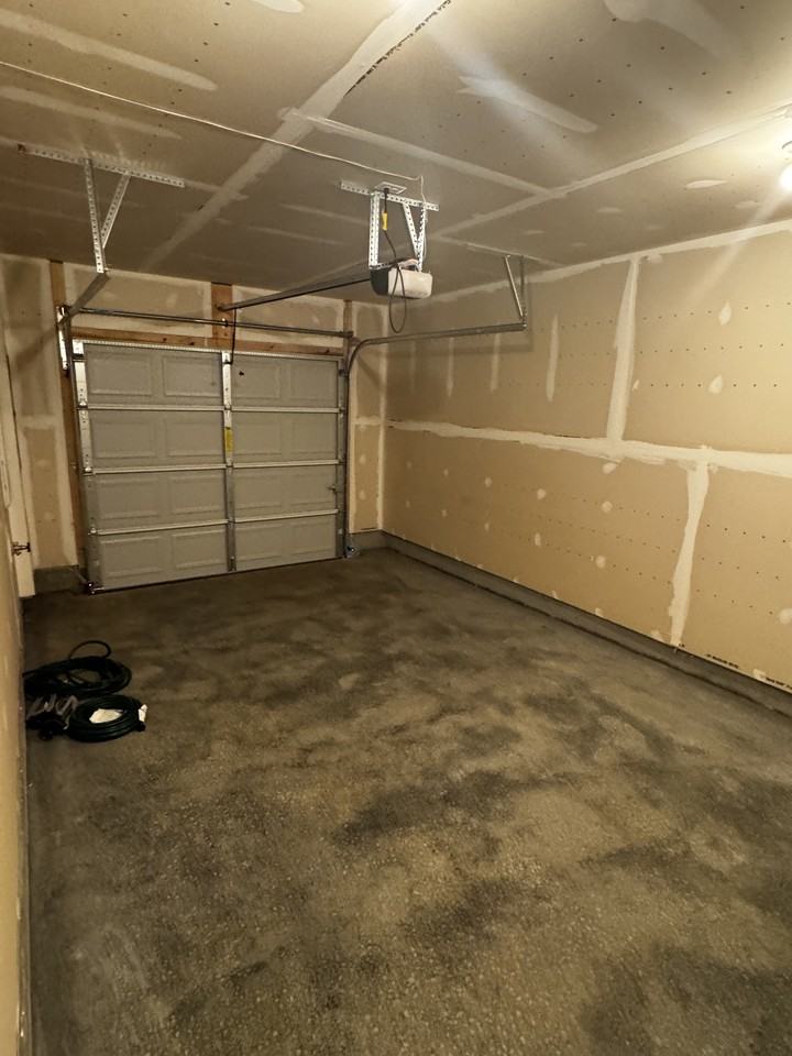 122 Milburn Dr #1 - Photo 2 of 20