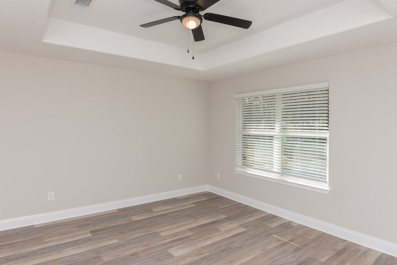 8570 Stockdale Ave #1 - Photo 6 of 20