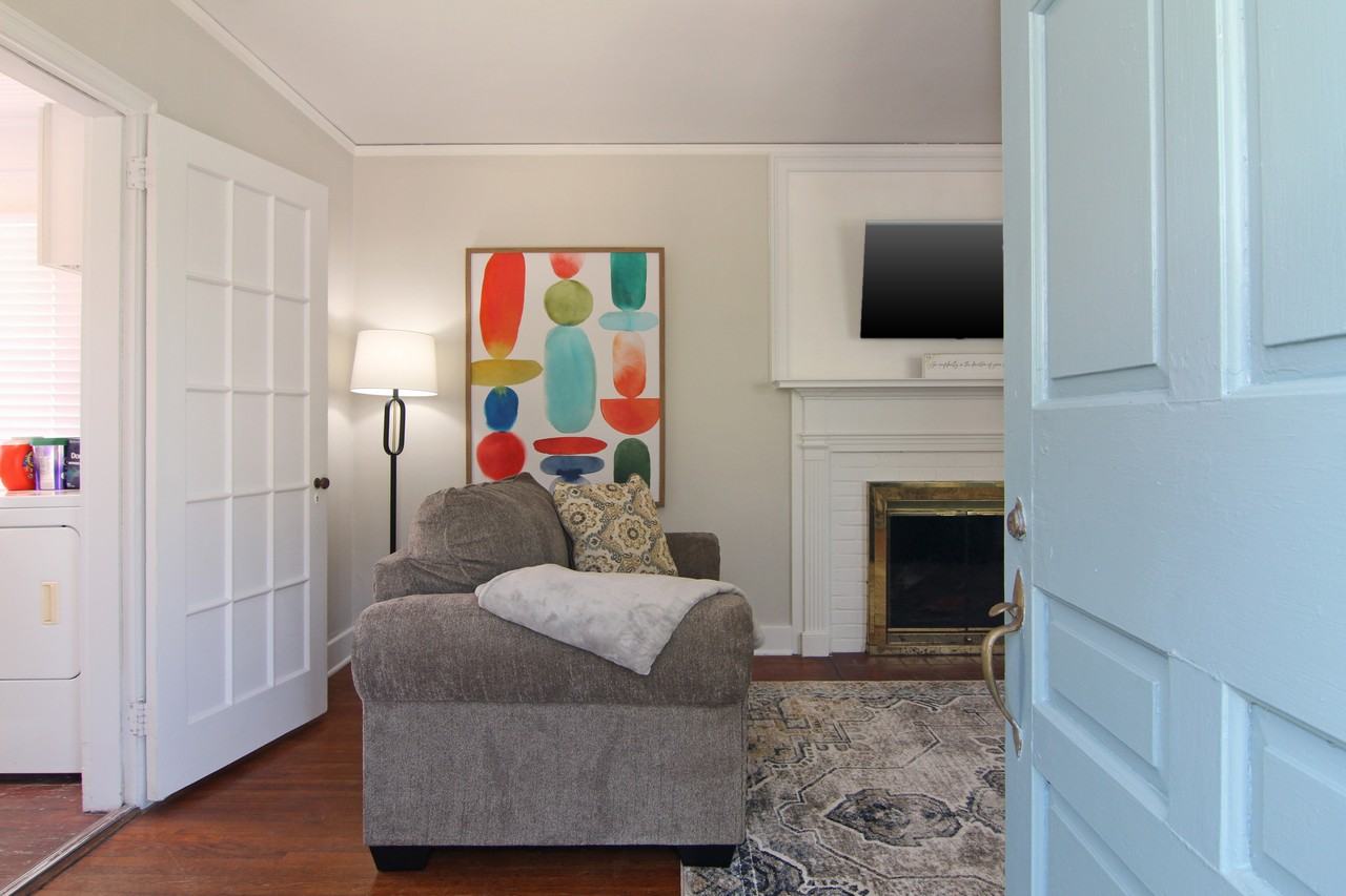 3116 Camden Cir #NA - Photo 2 of 9