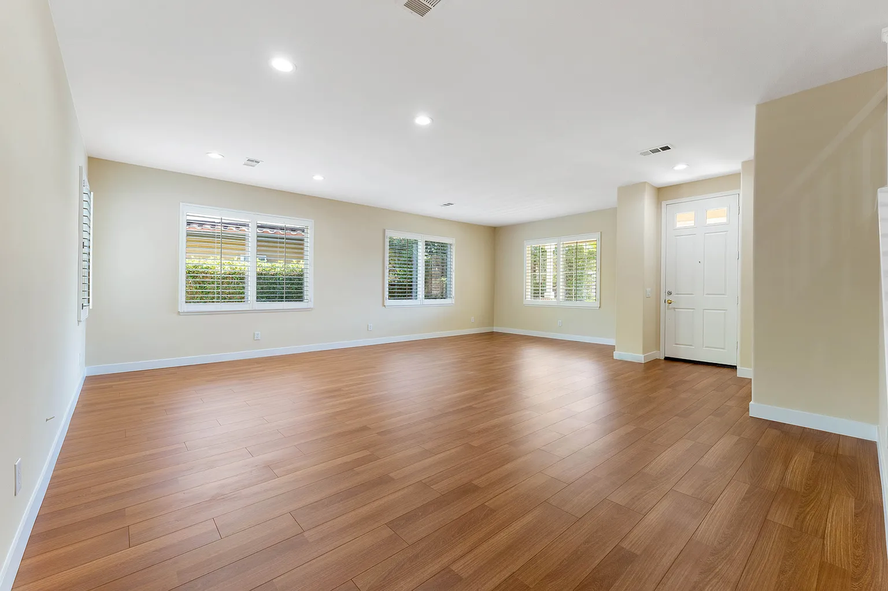 25617 Henley Way #NA - Photo 5 of 48