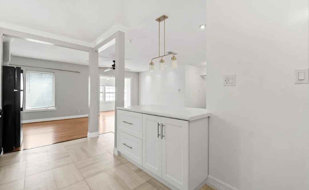 2824 Briarhurst Dr #14 - Photo 5 of 18