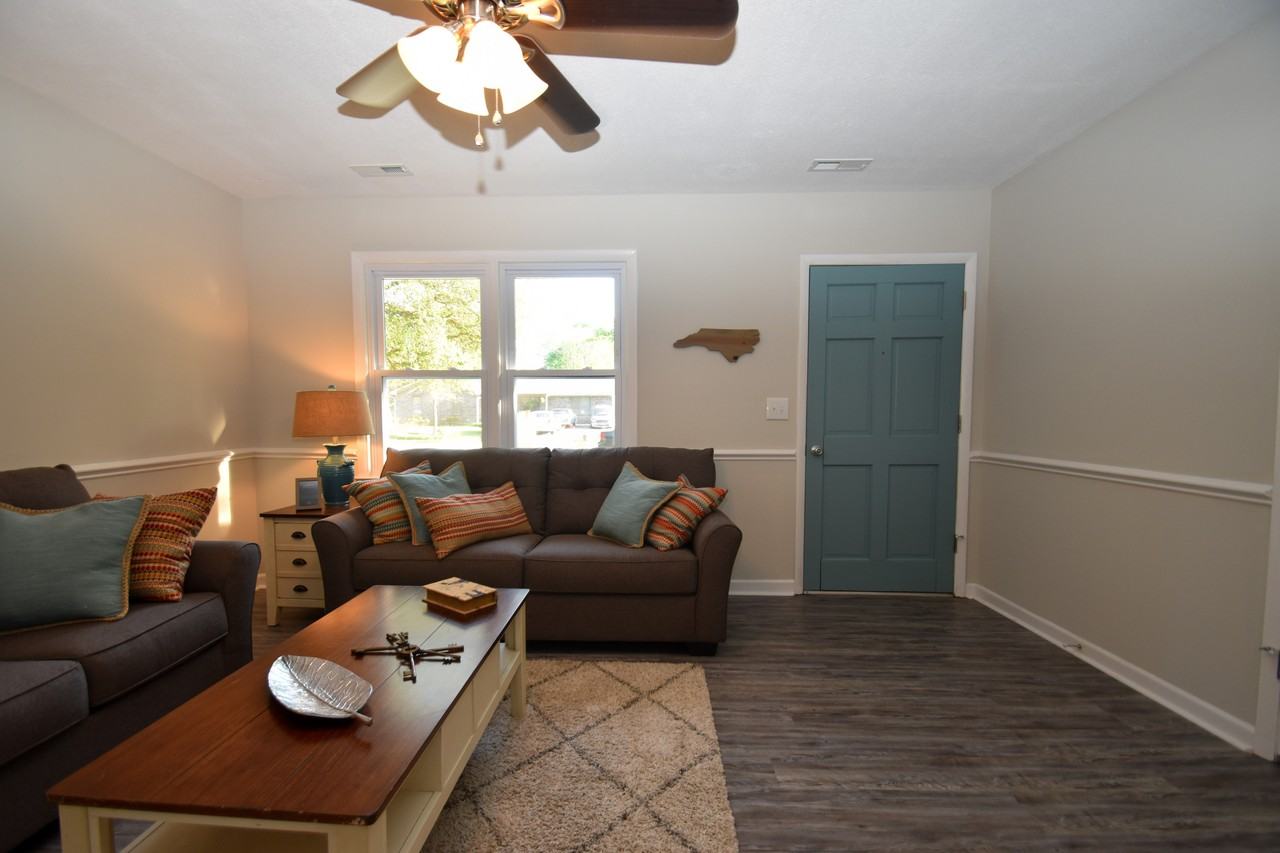 4609 Trafalgar Rd #NA - Photo 3 of 10