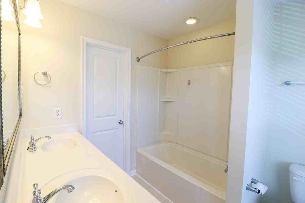 215 Favorite Ct #NA - Photo 5 of 6