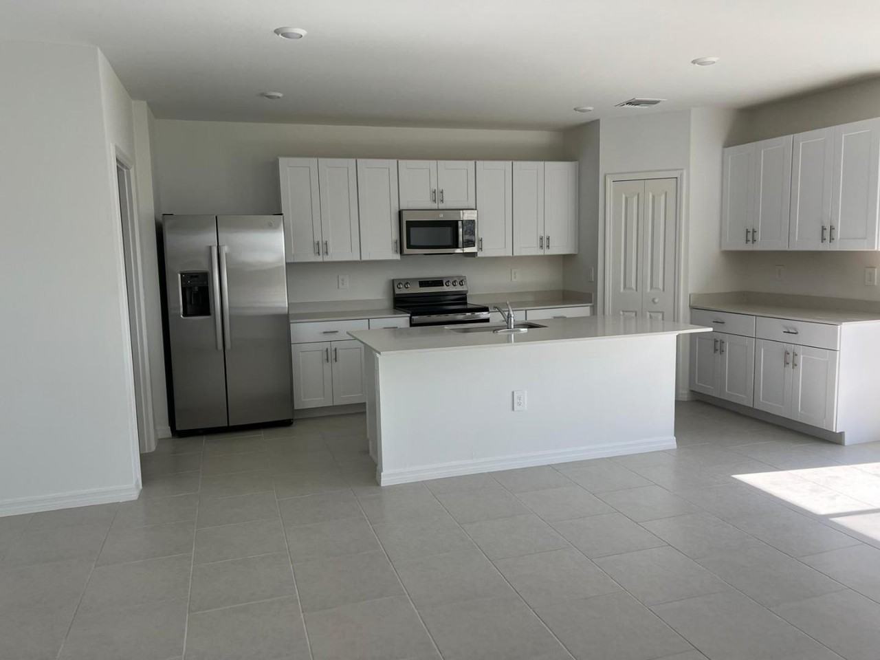 372 Compese Ave S - Photo 2 of 2