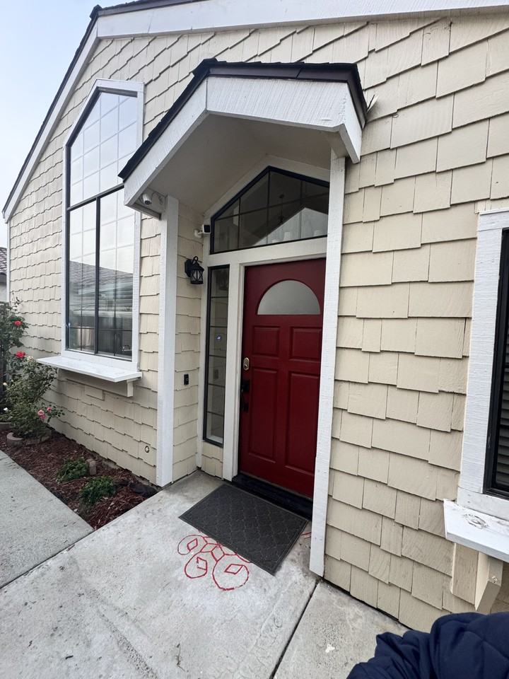 1166 Fox Hollow Ct #NA - Photo 2 of 12