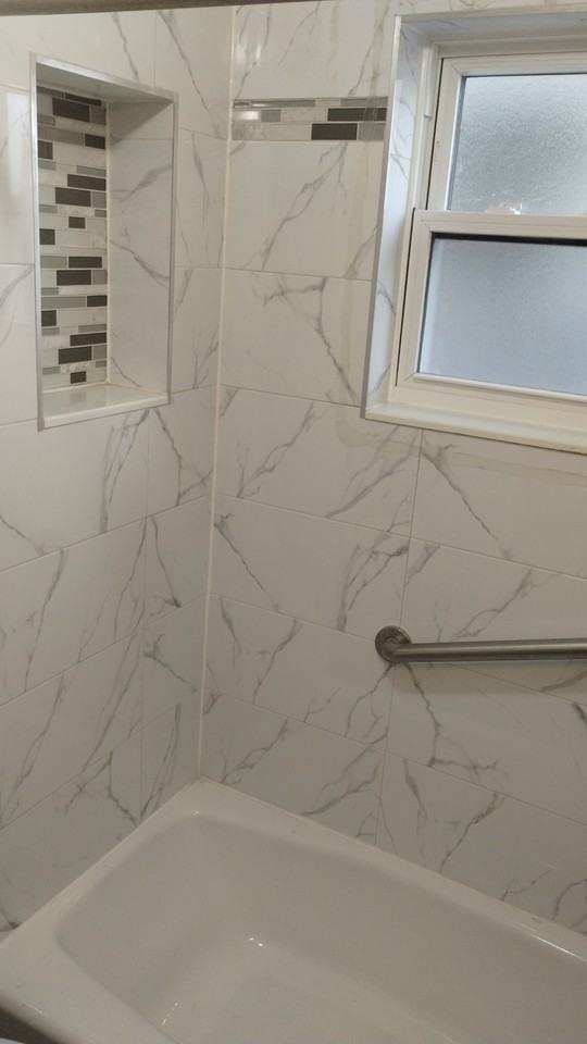 8621 107th St #1stFL - Photo 3 of 17