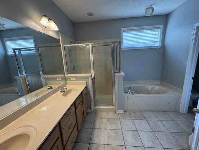 4894 Indian Walk Ln #1 - Photo 3 of 11