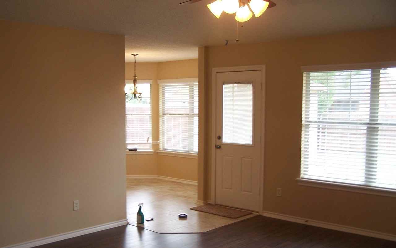 1003 Enlow Cir #NA - Photo 4 of 4