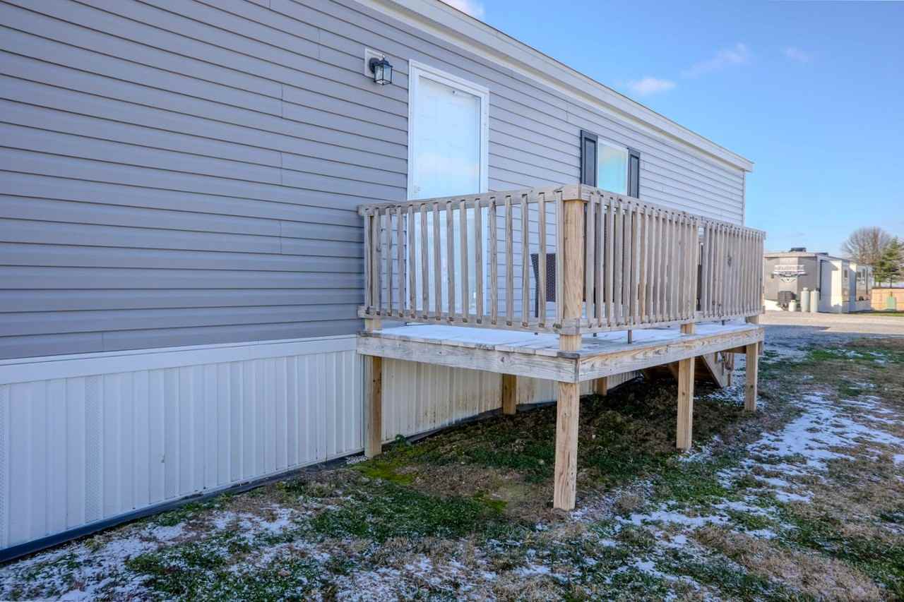 2732 Lancaster Rd Trlr 4 - Photo 3 of 20