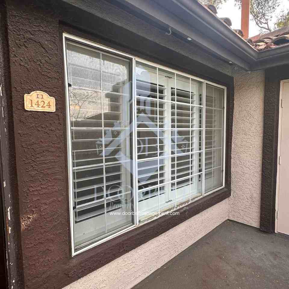 12584 Atwood Ct - Photo 3 of 20