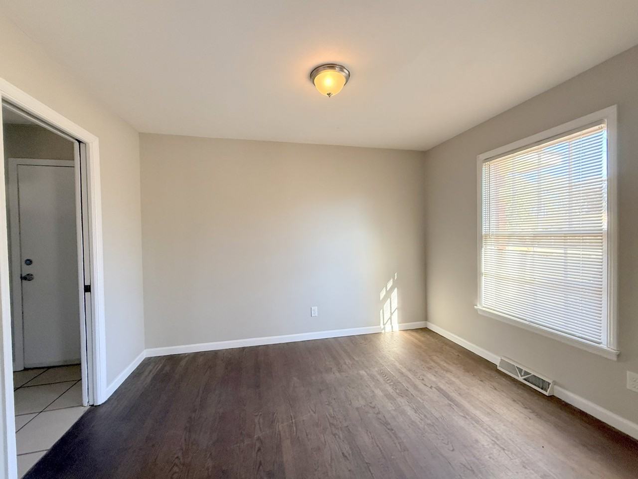 1729 Laverne Dr Nw #1 - Photo 6 of 22