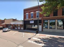 featured image of 7 E Main St