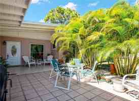 featured image of 2802 Browning St