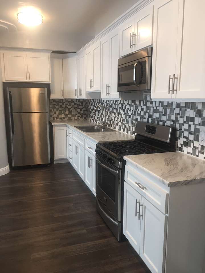 929 S Serrano Ave #9106 - Photo 2 of 10