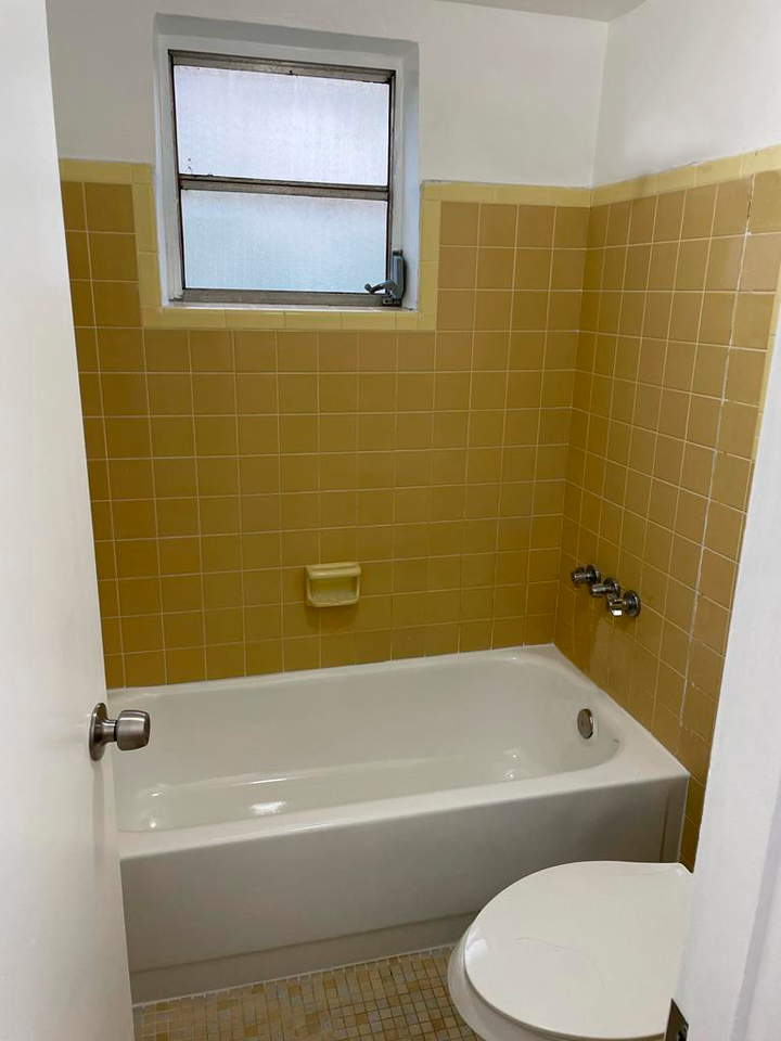 16135 Ne 19th Ct #02 - Photo 6 of 12