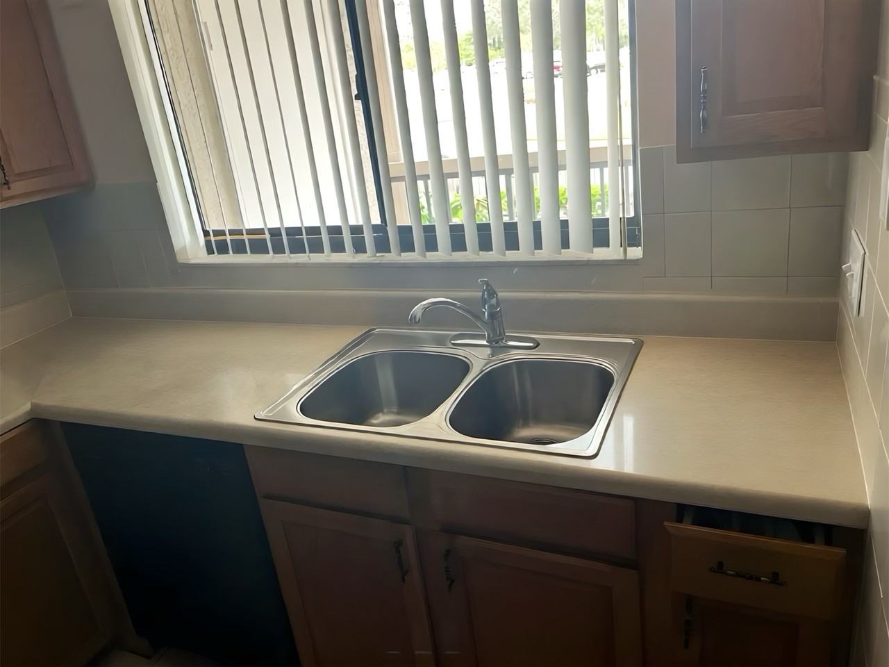 1054 Lotus Cove Ct #625 - Photo 7 of 24