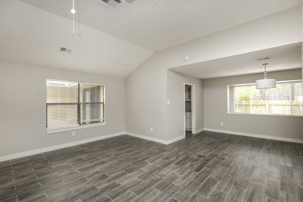 4403 Pawnee St - Photo 6 of 16