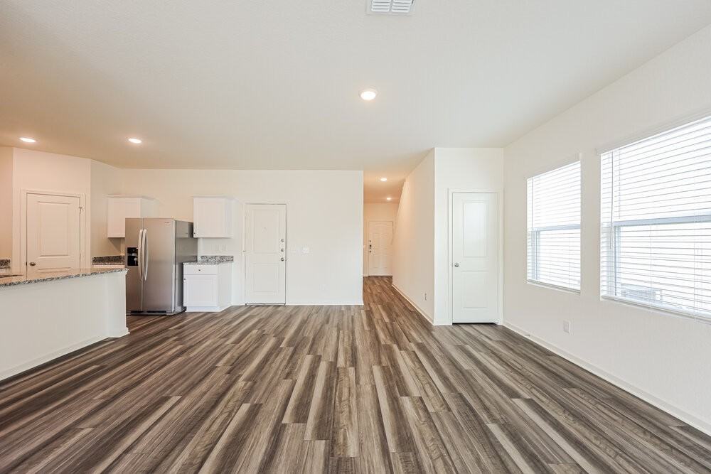 5619 Finch Cyn - Photo 7 of 17