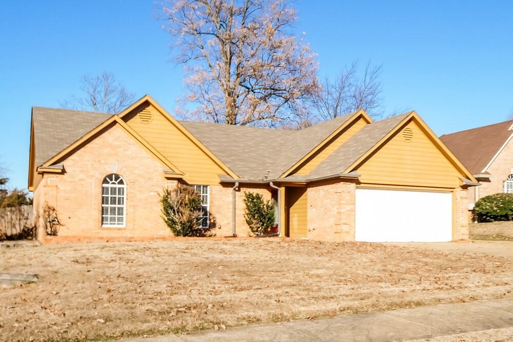 1700 Brentwood Trce - Photo 3 of 16