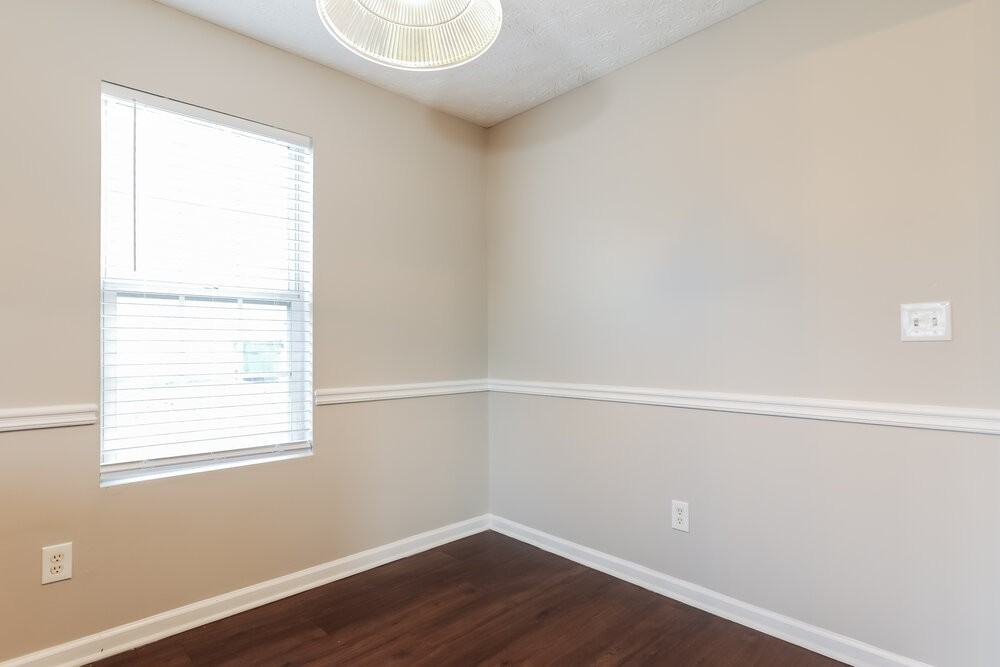 5055 Tussahaw Xing - Photo 7 of 17