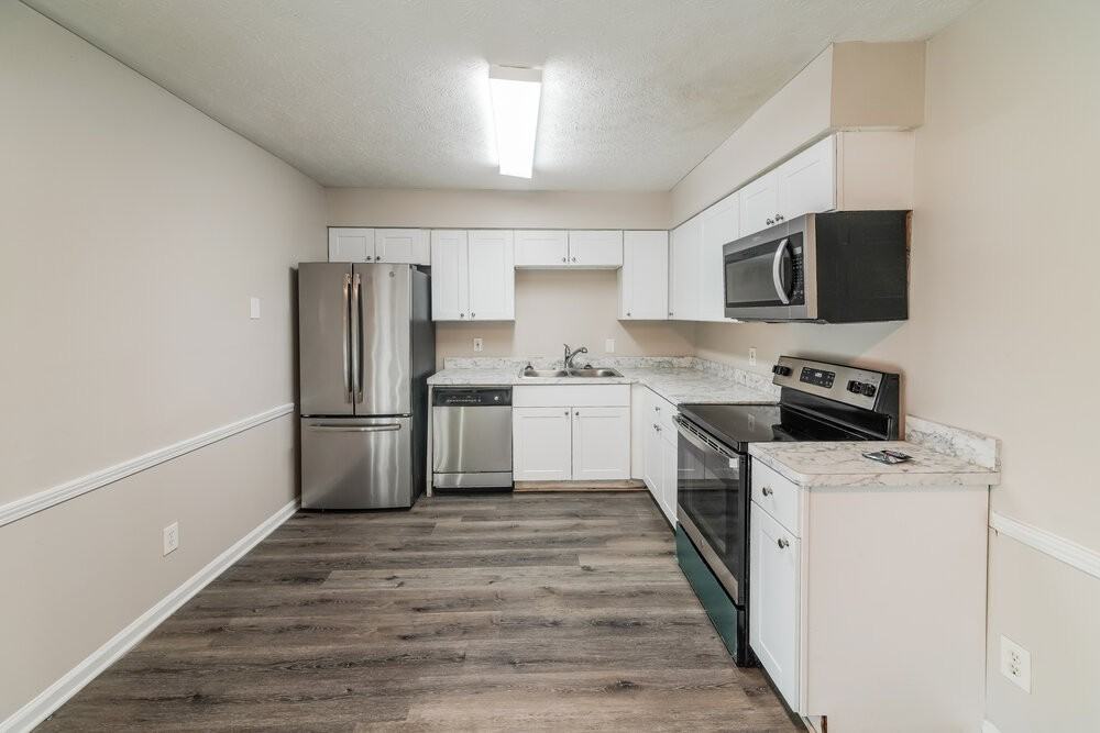 300 Northmeade Dr - Photo 7 of 16