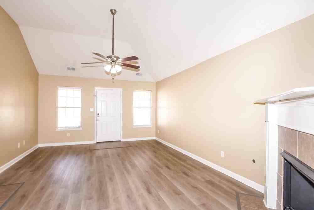 7787 Allen Ridge Ln - Photo 5 of 16