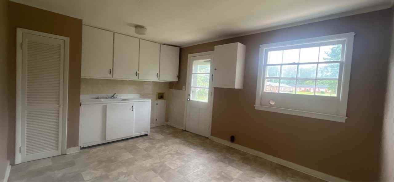 Wallace St #207 - Photo 3 of 11