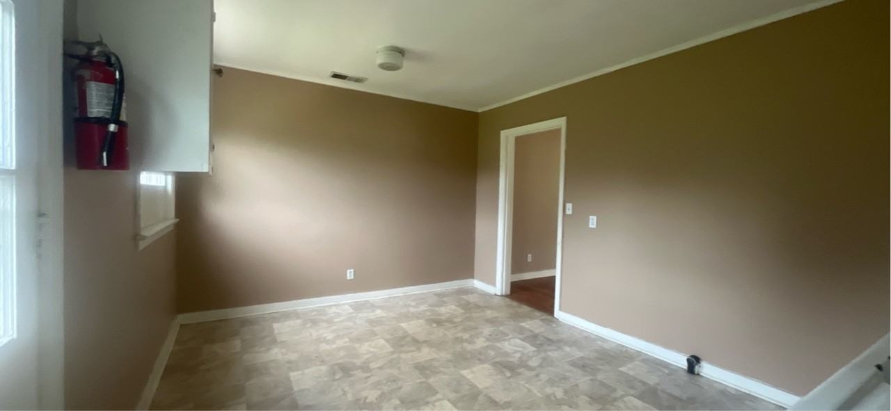 Wallace St #207 - Photo 4 of 11