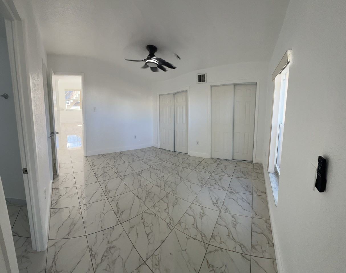 3802 Sw 78th Ct #3802 - Photo 6 of 10