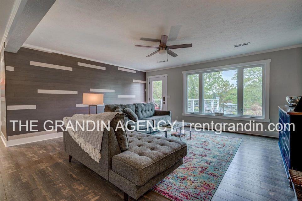 1684 Dudley Amos Rd #1 - Photo 4 of 21