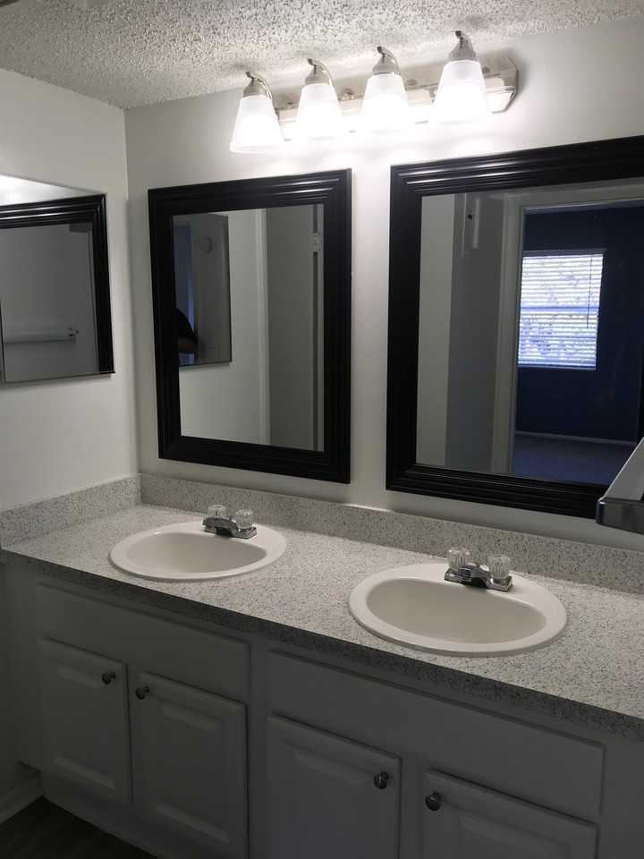 Windmill Ct #1 - Photo 7 of 13