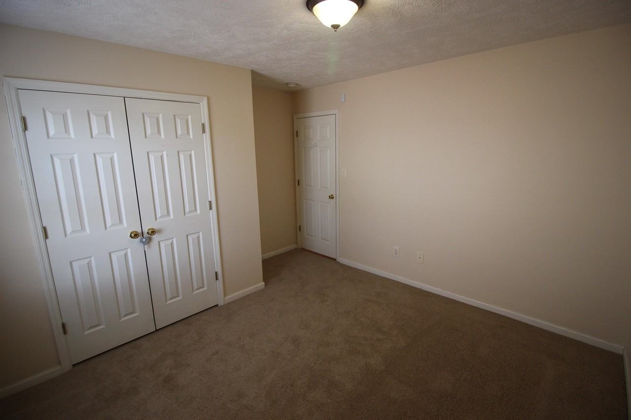 7138 Summerlin Dr #1 - Photo 4 of 28
